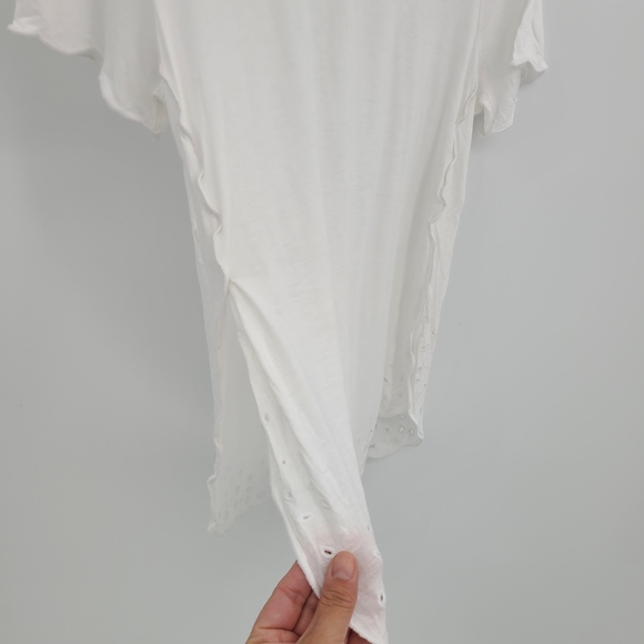 Wilfred Cut out and Scallop Hem Tee - Picture 8 of 8